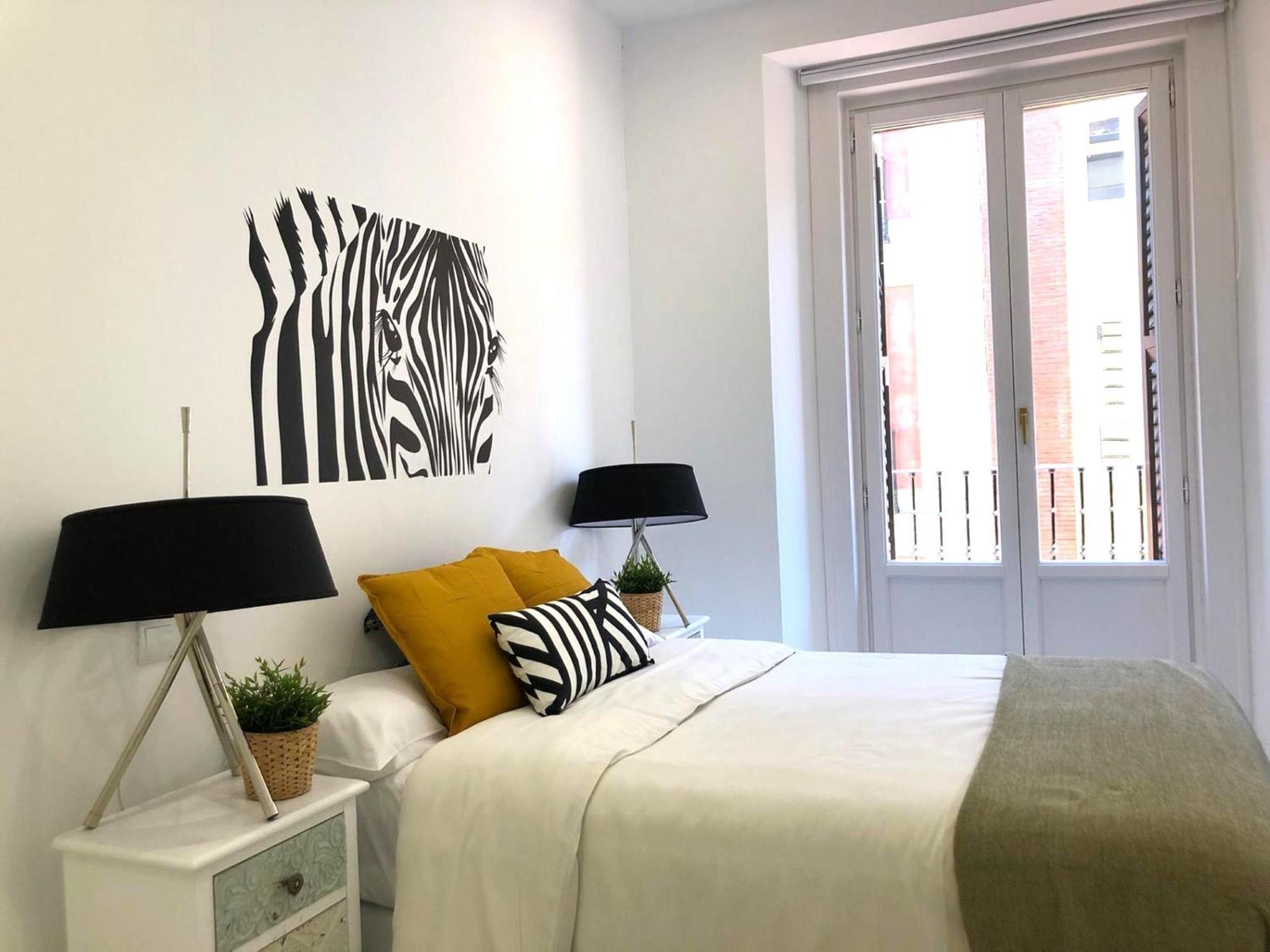 Apartamento De Diseno En Plaza Mayor Madrid Eksteriør billede